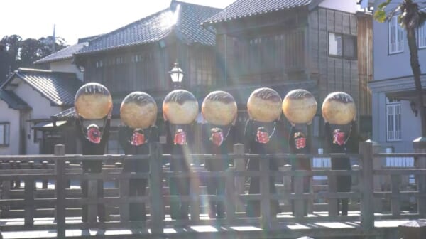 ～巨大たこ焼きの舟が川を流れるまで～　20万いいねを引き寄せた勇者たちのウラ側が公開。