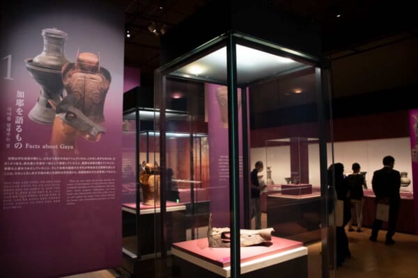 国立歴史民俗博物館国際企画展示「加耶-古代東アジアを生きた、ある王国の歴史-」会場の様子