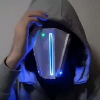 Wii本体をフェイスマスクに大改造　LEDの点灯も再現したゲーミングマスク