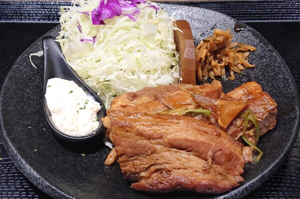 BaKa美味い！今まで見たことが無い豚の生姜焼きを食べてきた