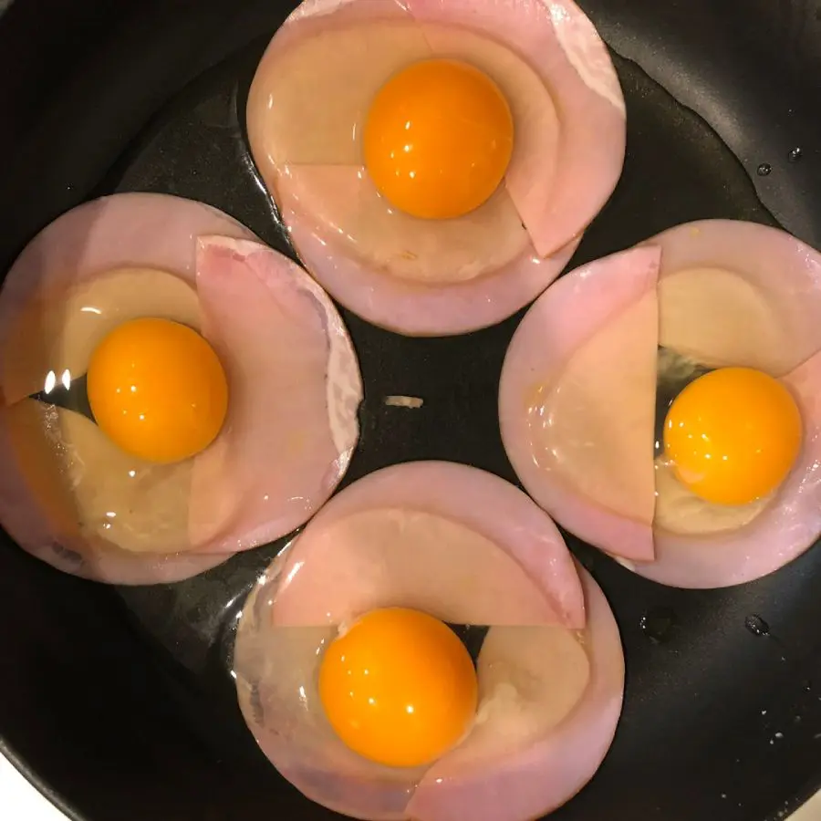 こちらは6枚のハムを4人で分けるパターン