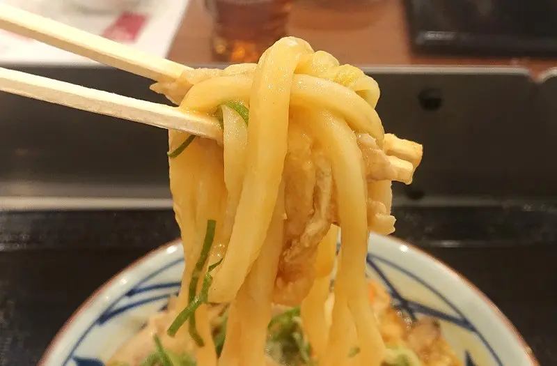 つるつるすすって口の中へ