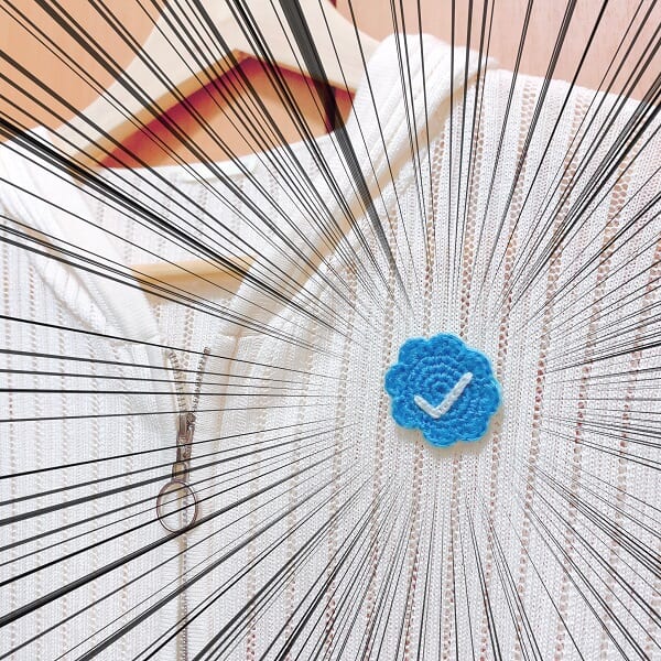 このバッジを付けたら、何でも公式と認められそう