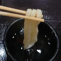 だしをつけて口の中へ
