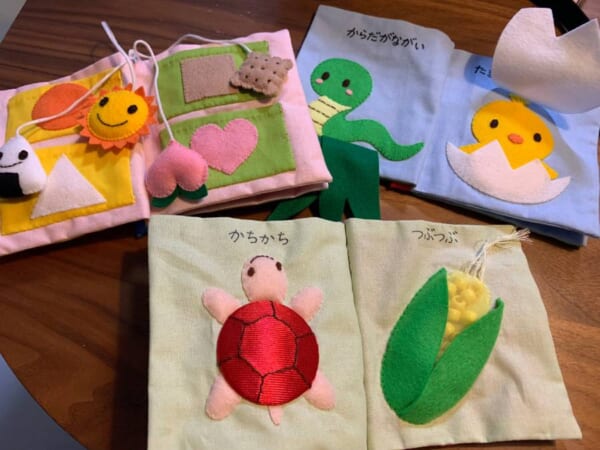 義母の手作り布絵本がクオリティ高すぎ！　「市販品レベル」と驚愕の声