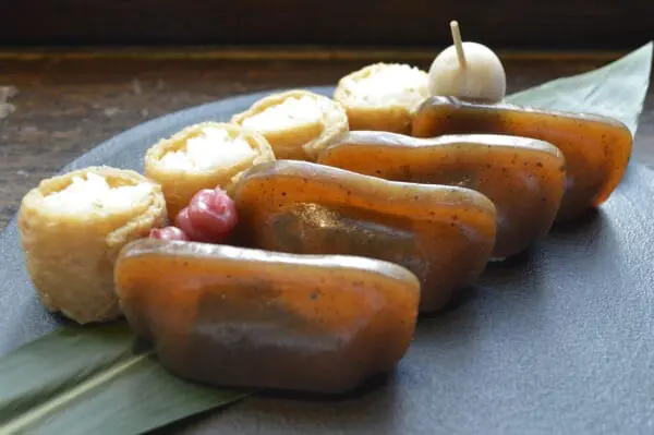 こんにゃくで酢飯を包んだ「こんにゃく寿司」を食べてきた