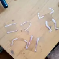 はじめは紙をラミネートをした簡易的なものでした