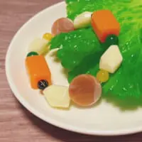 一見しただけではわからない？ポテトサラダの概念ブレスレット