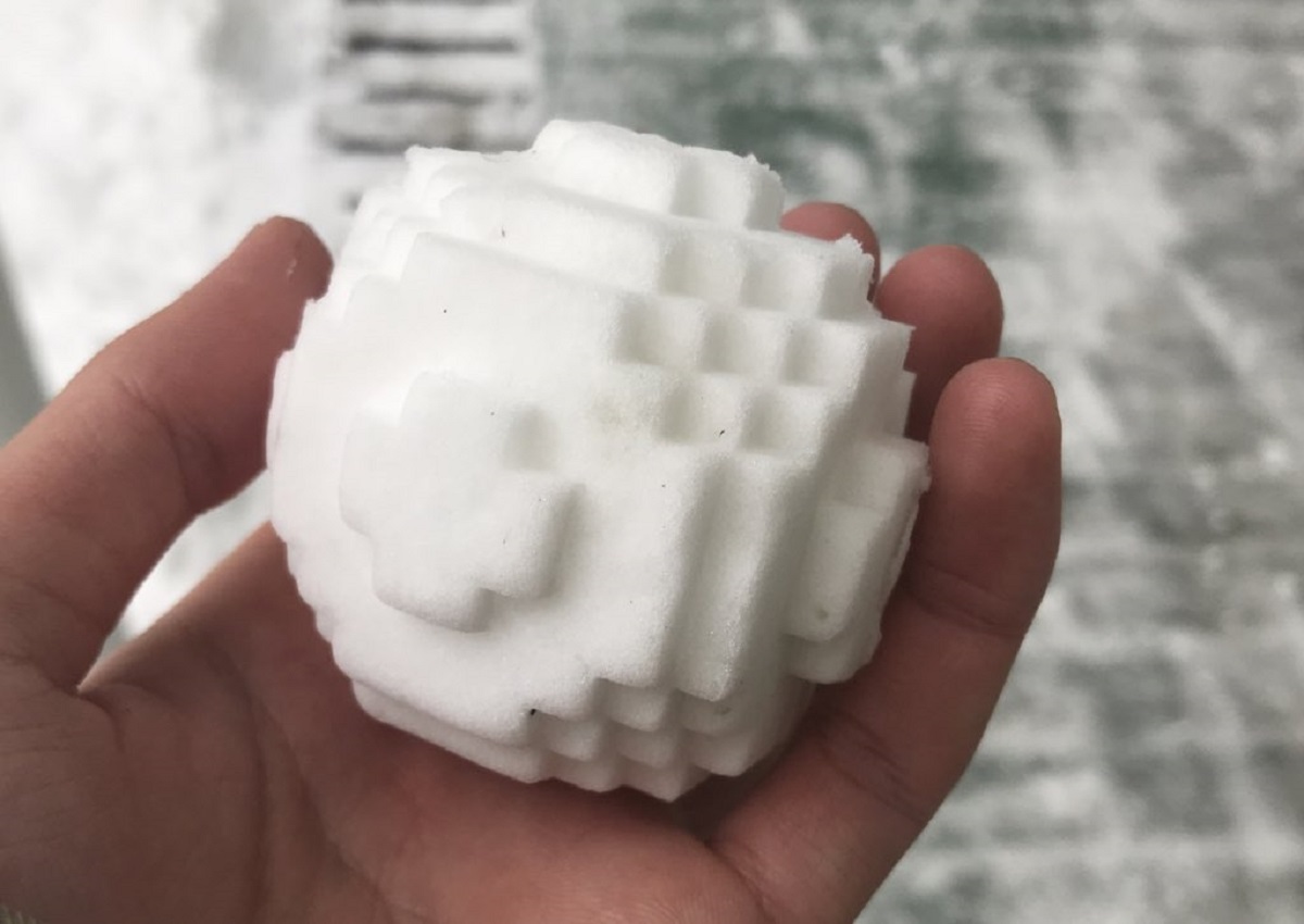 まるでマインクラフトの世界　3Dプリンターを駆使して作った雪玉に「天才」