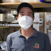 「マイクス」店主の鎌田信行さん