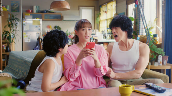 新CM 「スマホいつ持たせるか問題」篇CMカット01