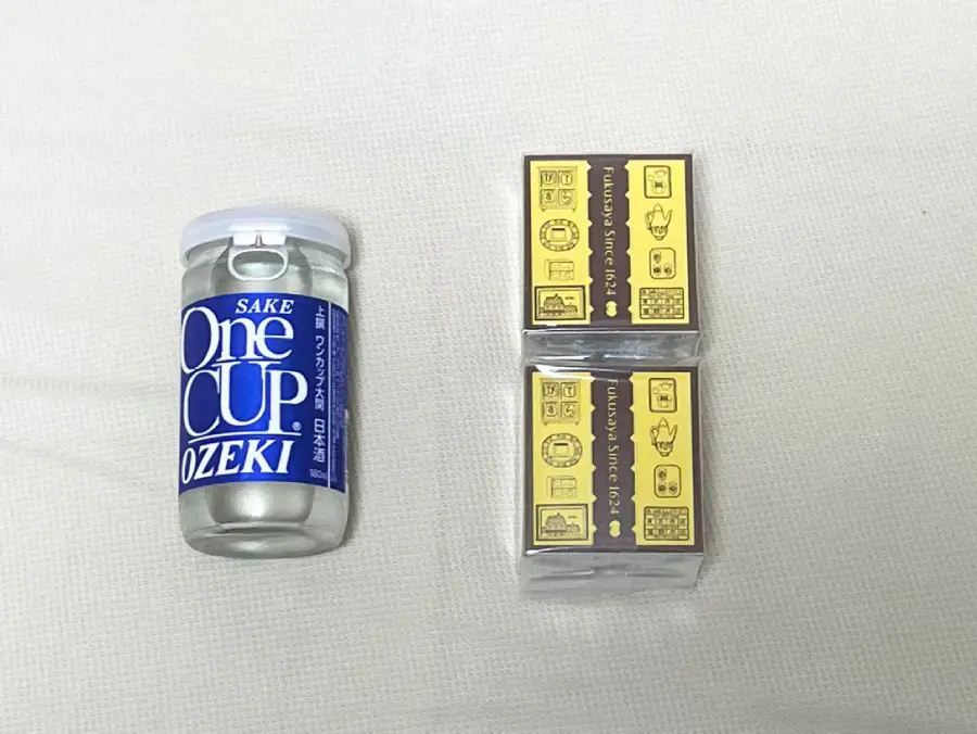 ワンカップとフクサヤキューブ