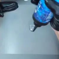 UVレジンという紫外線で固まる樹脂