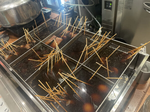 静岡おでん、ぐつぐつ煮ているところ