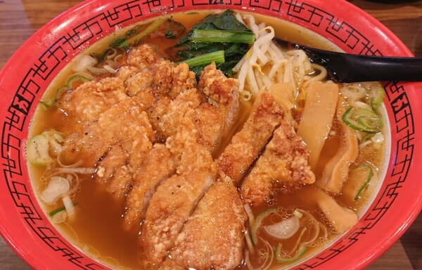 「万世麺店 霞が関店」が55年の歴史に幕　最終日に排骨拉麺を味わってきた