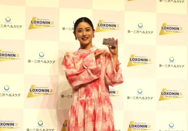 石原さとみ「生理痛は社会問題」　ロキソニンの新CM発表会が開催
