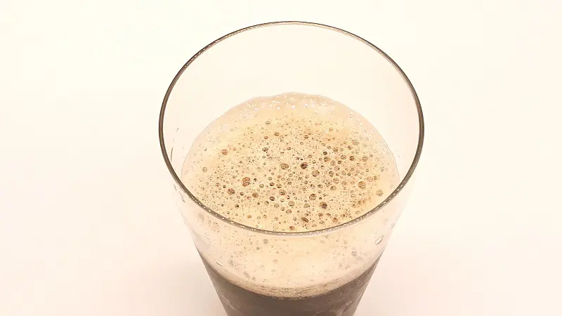 泡がある分、少しまろやかでクリーミーな味わいに変化