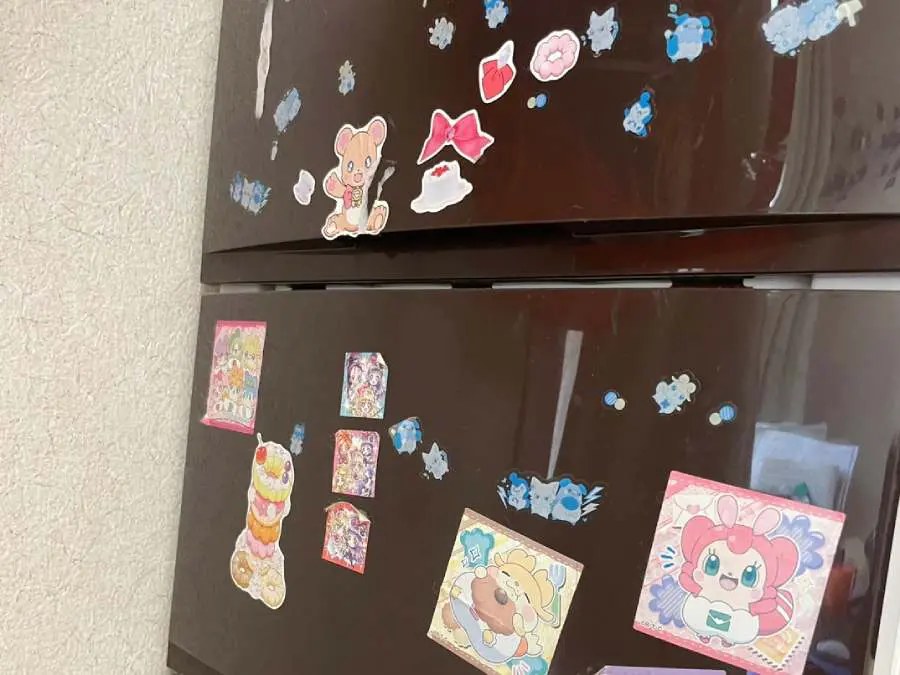 プラチェストに貼られたシール