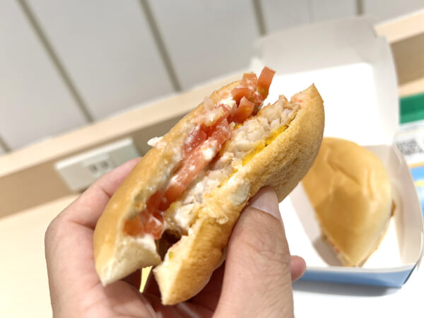 フィレオフィッシュトマトを近くで見たところ