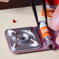 リアルすぎるカセットコンロと鍋のミニチュア　暑気払いはこれで決まり？