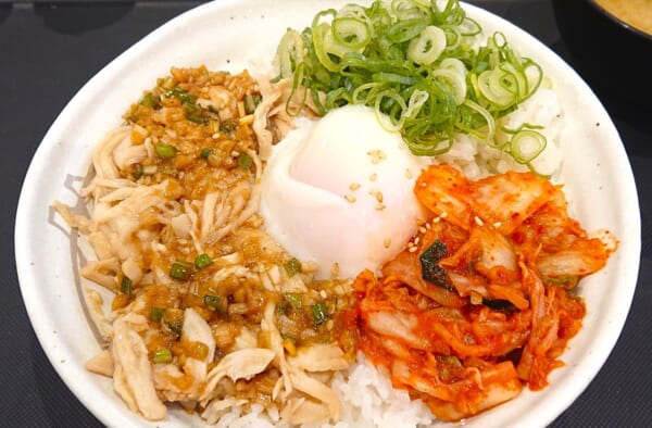 松屋が「台湾フェア」開催　定番グルメの「鶏肉飯」と初対面してきた