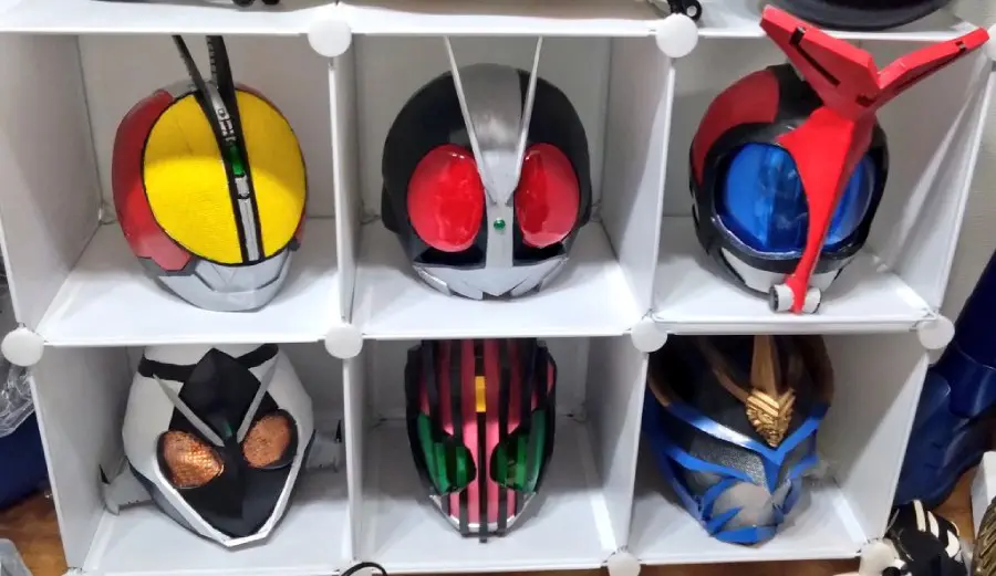 息子のハロウィン用仮面ライダー衣装」のクオリティがプロの犯行
