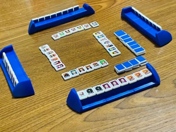 84牌入りの狂気のカプセルトイ「ミニチュアドンジャラワンピース」で遊んでみた