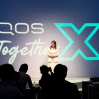 「IQOS Together X」を紹介する、フィリップ モリス ジャパン合同会社 デプロイメントチーム マネージャーの井上佳代さん