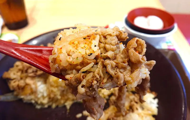すき家の裏メニュー「牛丼キング」について広報に取材→実際に大食い