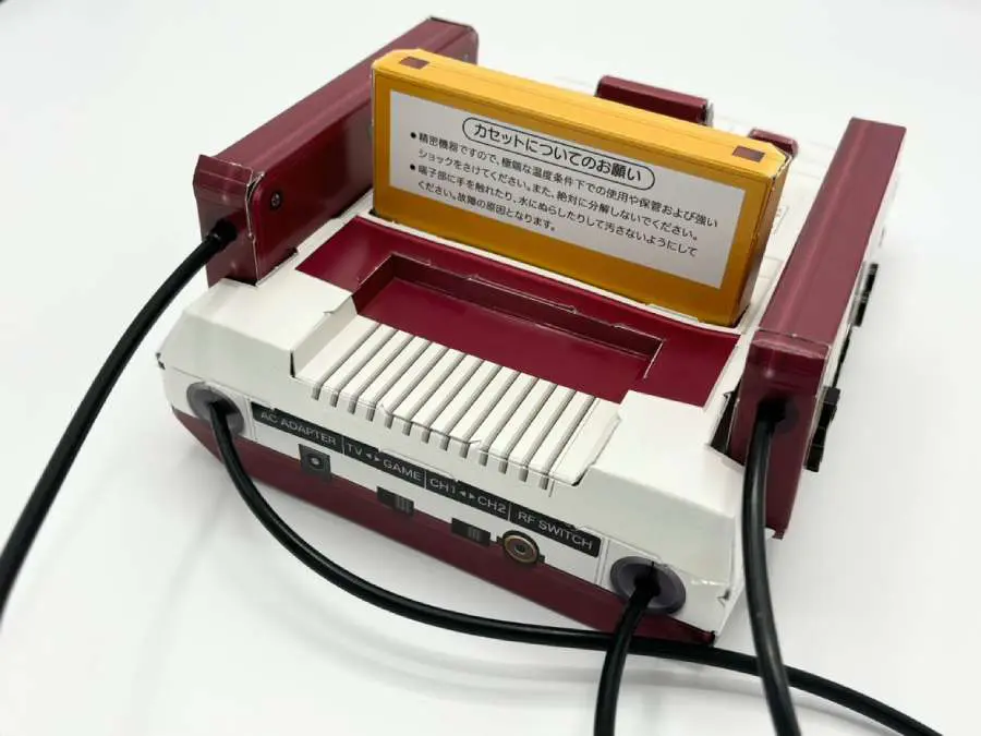 ファミコン付録？ 懐かしのゲーム機が紙付録で復活！！雑誌『てれびくん』増刊号の