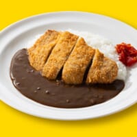 金沢ブラックうすカツカレー（税込1020円）