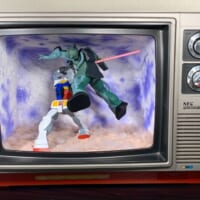 ガンダムの名シーンをブラウン管テレビの中に再現　アニメそのまますぎるジオラマ作品に驚嘆