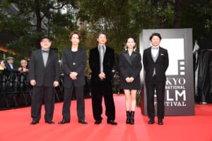 「外道の歌」が東京国際映画祭へ　レッドカーペットに窪塚洋介×亀梨和也が登場