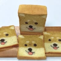 何度切ってもニコッと笑った柴犬が現れるだんめんパン