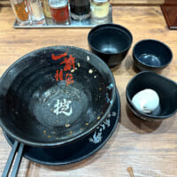 多幸感に包まれながら「極み肉玉ツリーすた丼」を完食