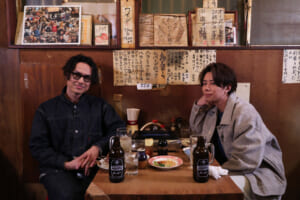 ＃2では今市隆二（三代目 J SOUL BROTHERS）とお酒を飲みながらトーク