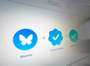 Blueskyが新たな認証制度を導入　青いチェックマークで信頼性を可視化