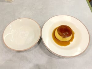 サイゼのプリンに塩をかけるとウマい！？Xで話題のアレンジを試してみた
