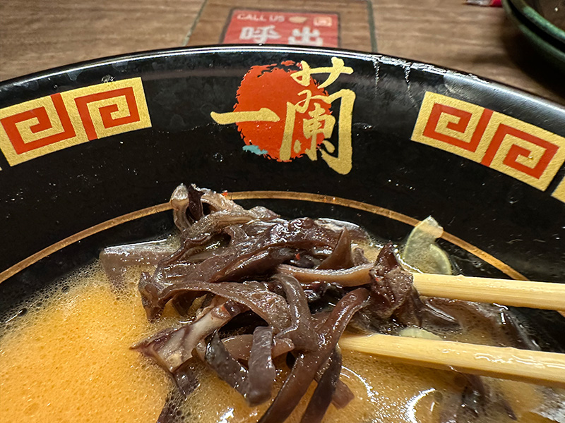 「第二の麺」としての食感を持ちつつ、スープの味がよりシャープに