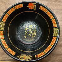 「第二の麺」を楽しみながら、とんこつラーメンを無事完食