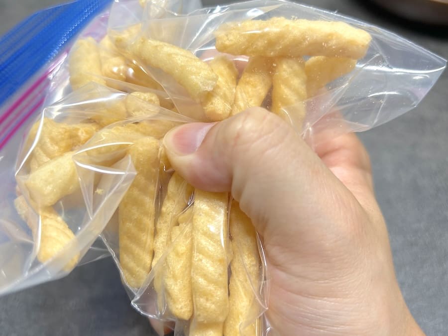 砕く