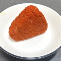 皿にのった「鬼辛唐辛子」