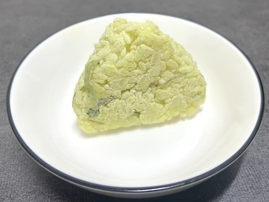 皿にのった「鬼わさび」