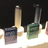 Ploom AURAとEVO