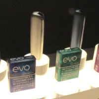 Ploom AURAとEVO