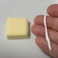 バターとこよりを用意