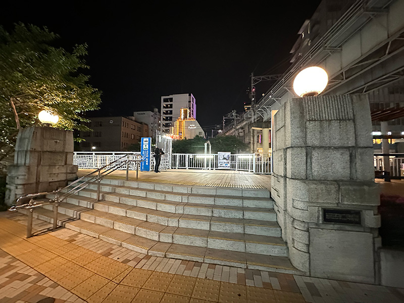 五反田駅近くの目黒川にある「五反田リバーステーション」