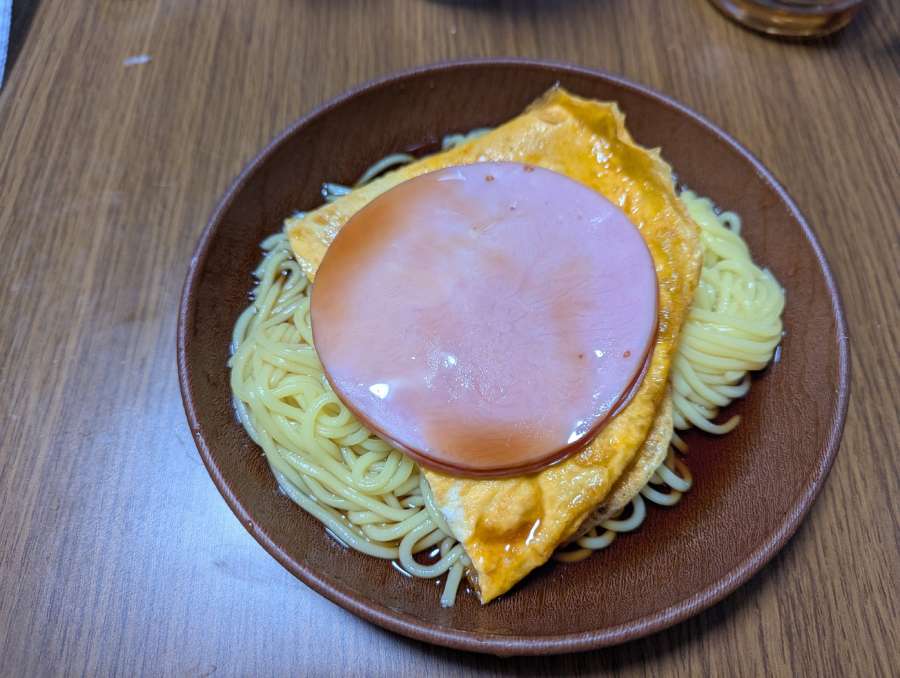 一見大雑把に見えるも……育児経験者が共感する「魂の冷やし中華」に反響