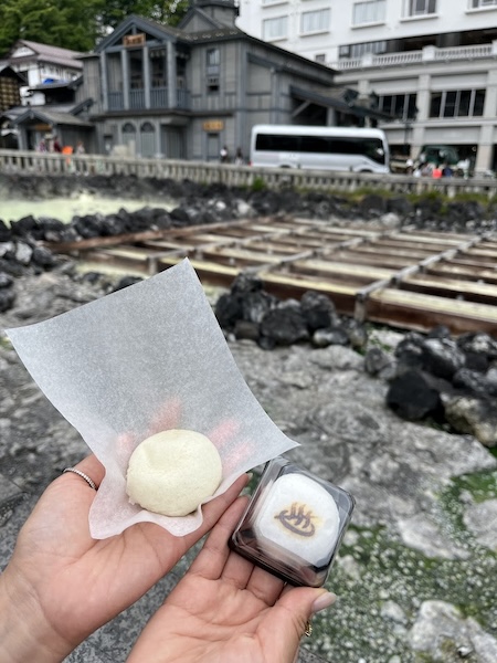 草津温泉と「温泉ないまんじゅう」