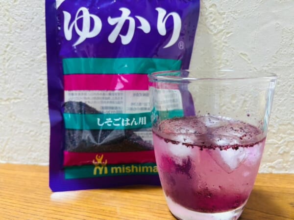 ゆかりふりかけでドリンクを？料理研究家考案「ソルティゆかり」飲んでみた